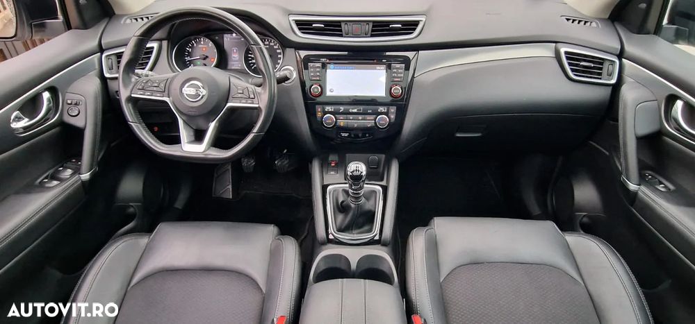 Nissan Qashqai 1.2 DIG-T TEKNA+ - 22