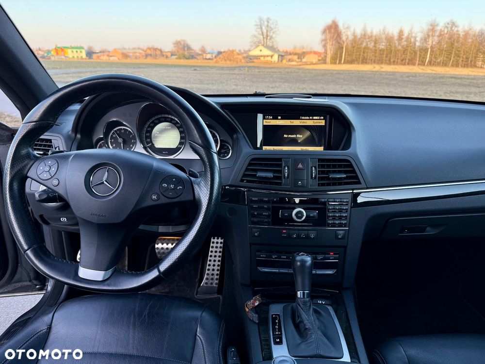 Mercedes-Benz Klasa E - 8