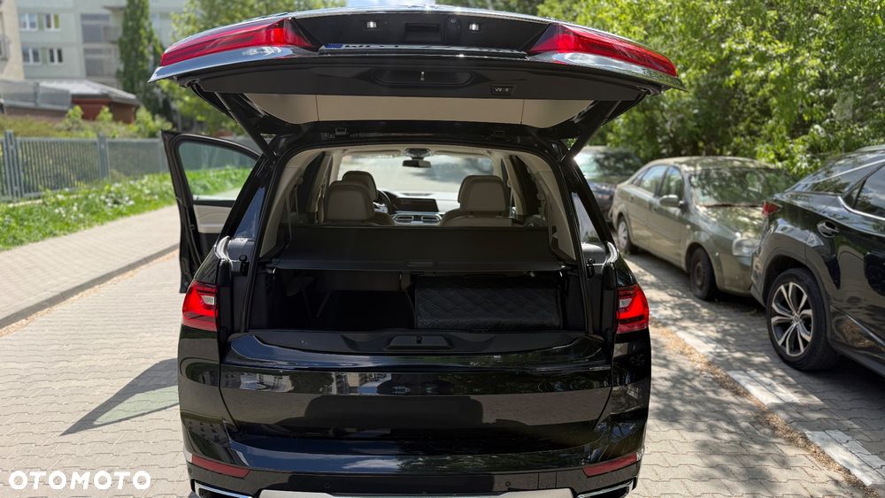 BMW X7 xDrive40i - 6