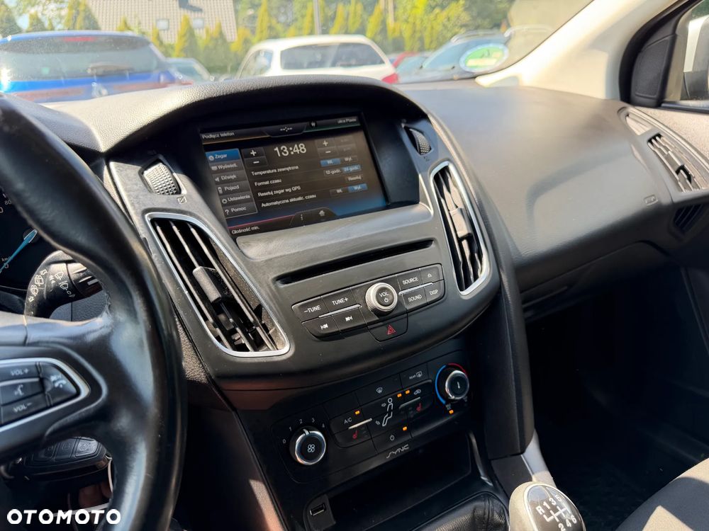 Ford Focus 1.5 EcoBoost Start-Stopp-System Business Edition - 13