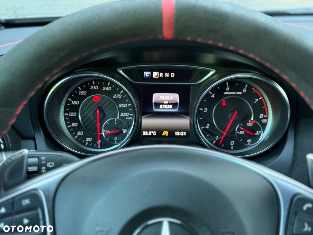 Mercedes-Benz GLA AMG 45 4-Matic - 29