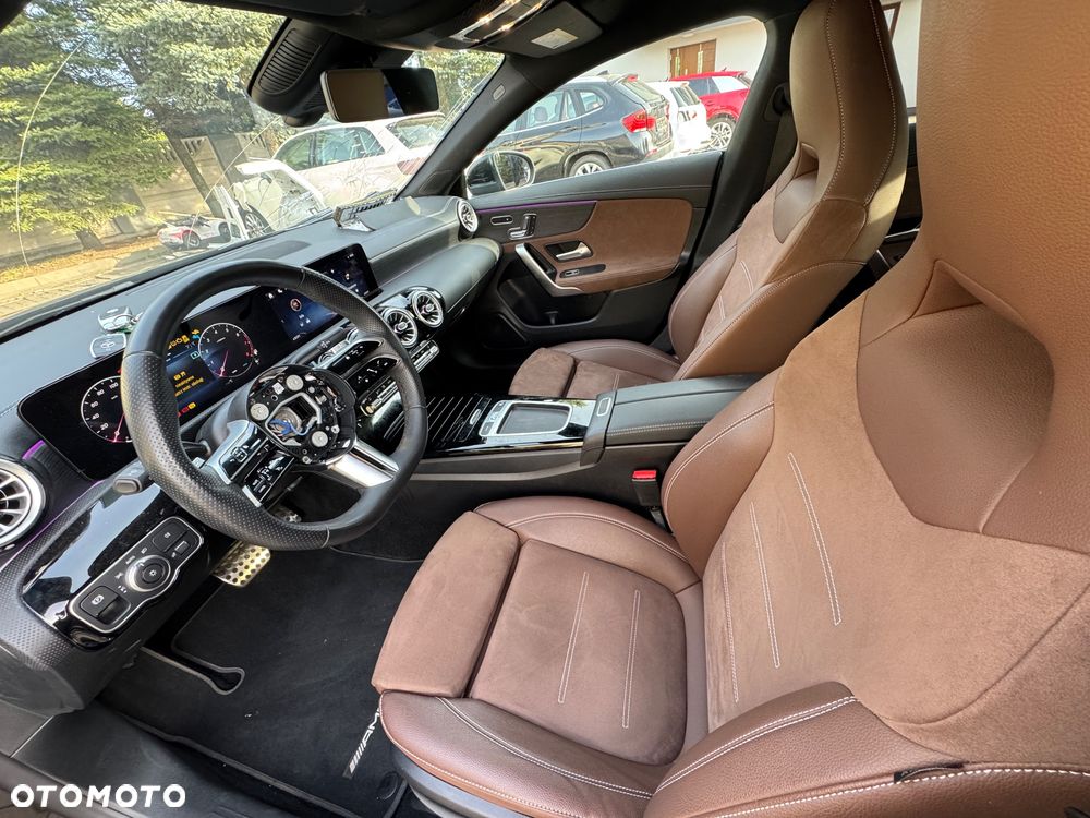 Mercedes-Benz CLA 220 AMG Line 7G-DCT - 16