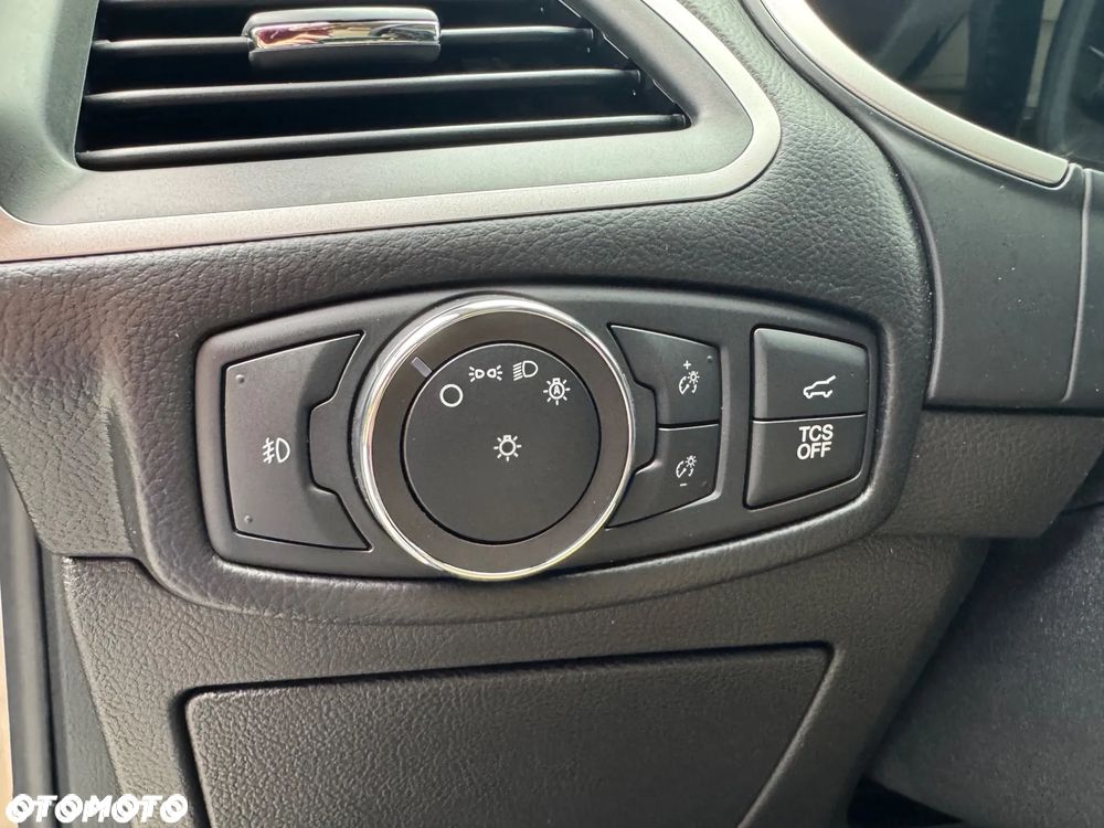 Ford Edge - 23