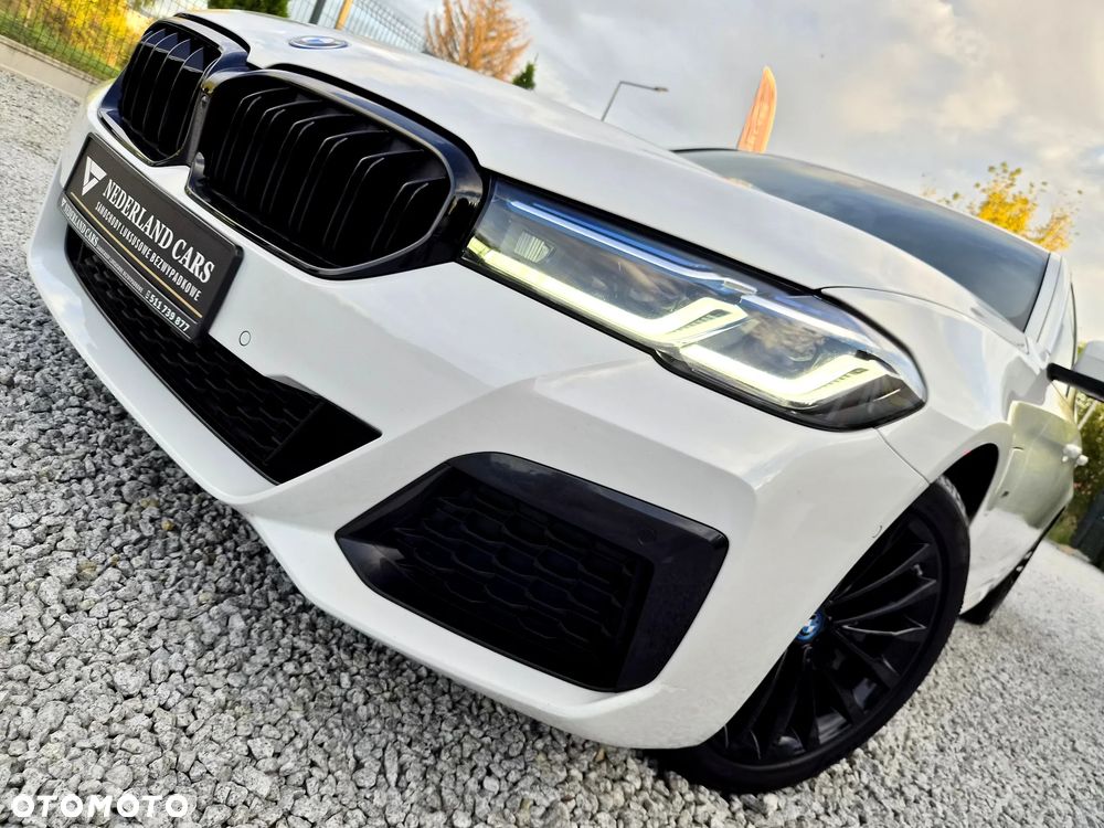BMW Seria 5 520e M Sport sport - 39