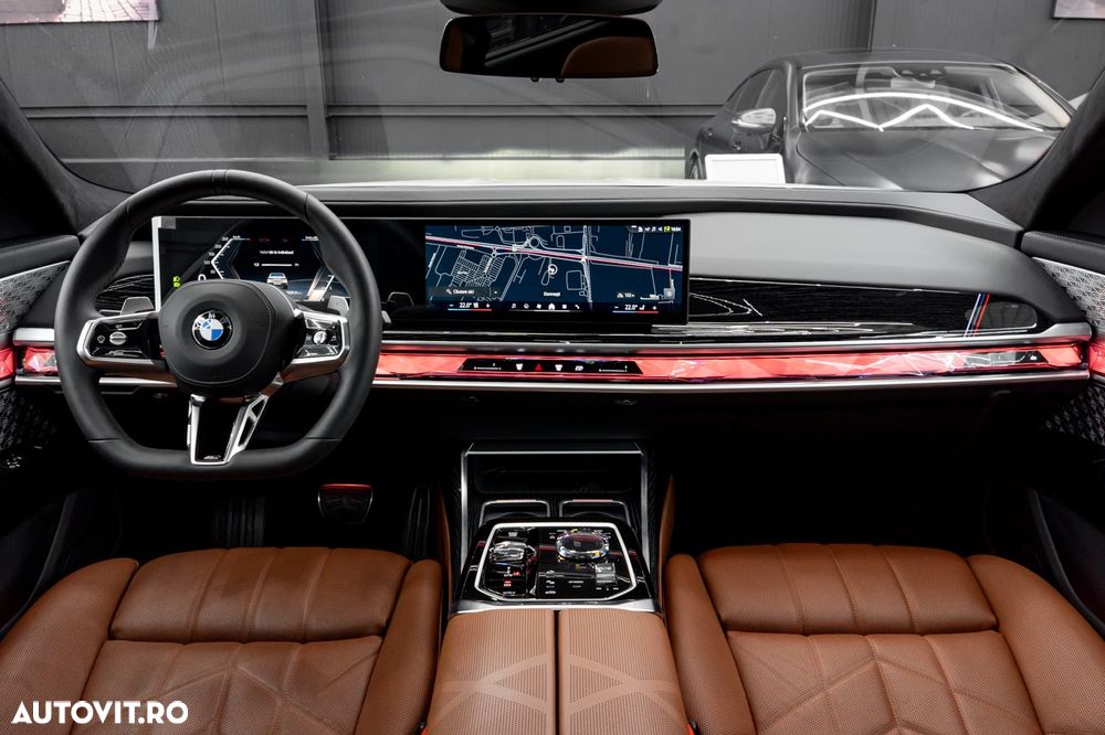 BMW Seria 7 740d xDrive MHEV - 8