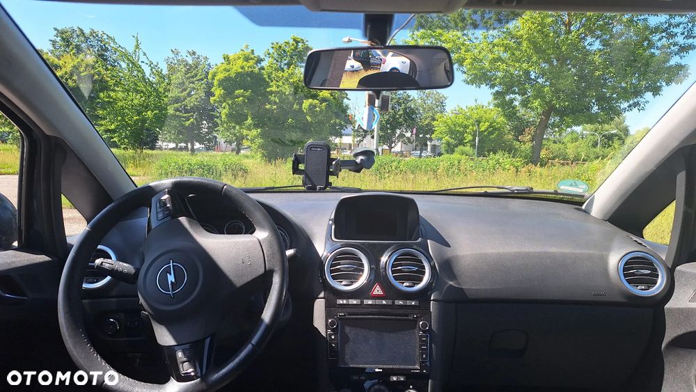 Opel Corsa - 11