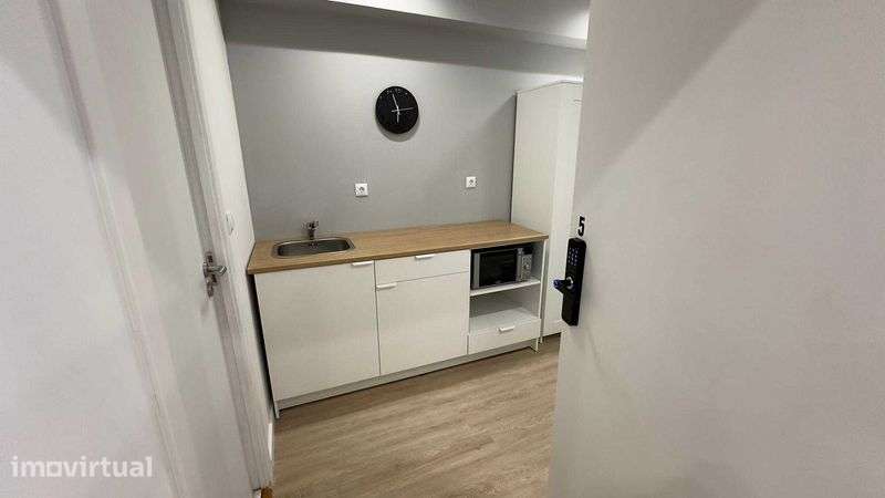 Apartamento T0 remodelado Completo - despesas Incluídas! - Grande imagem: 2/11