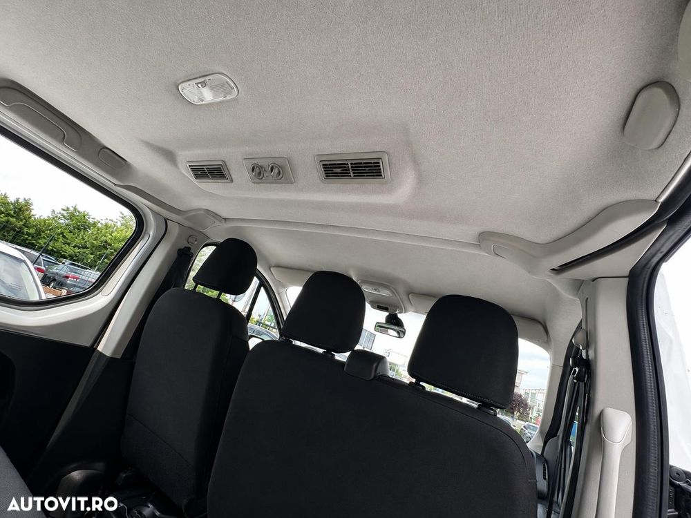 Renault Trafic - 13