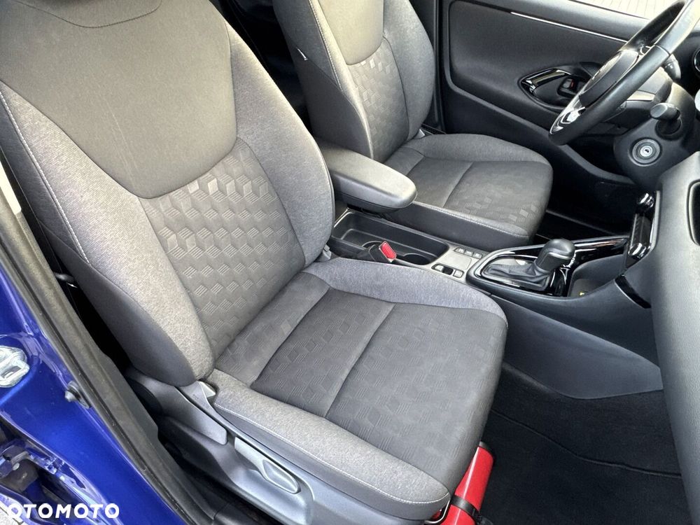 Toyota Yaris Hybrid 1.5 Style - 19
