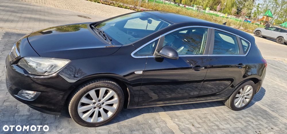 Opel Astra 1.4 Turbo Cosmo - 20