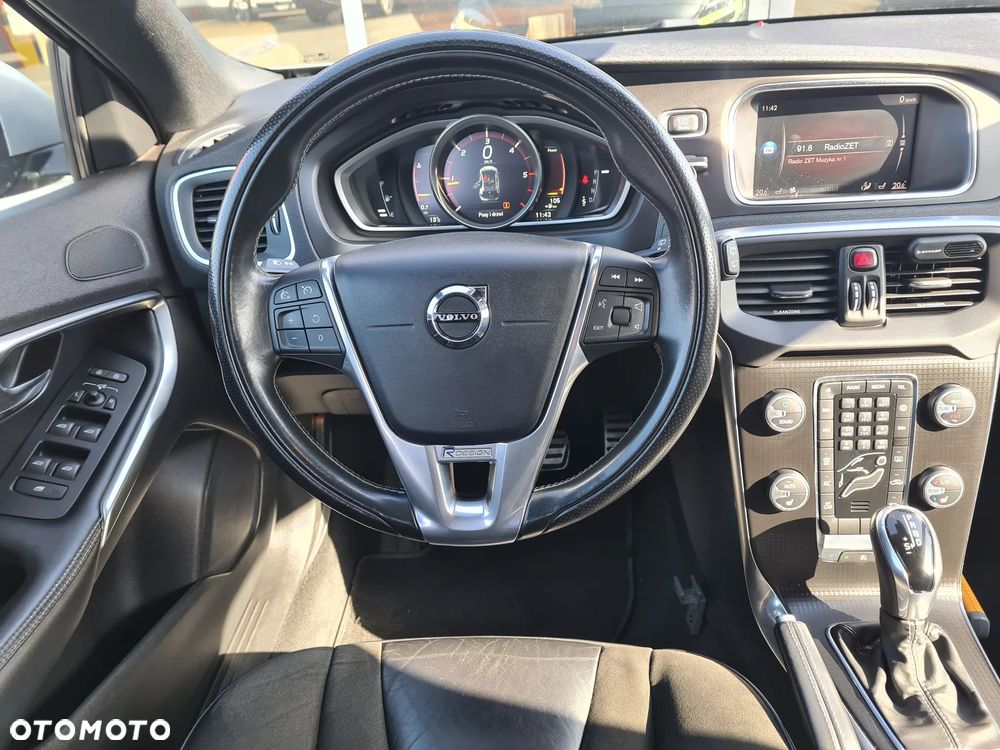Volvo V40 D3 Drive-E R-Design Kinetic - 11