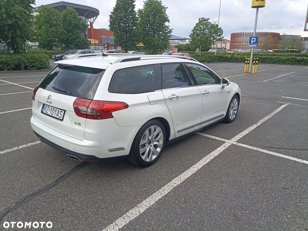 Citroën C5 2.2 HDi Exclusive - 4