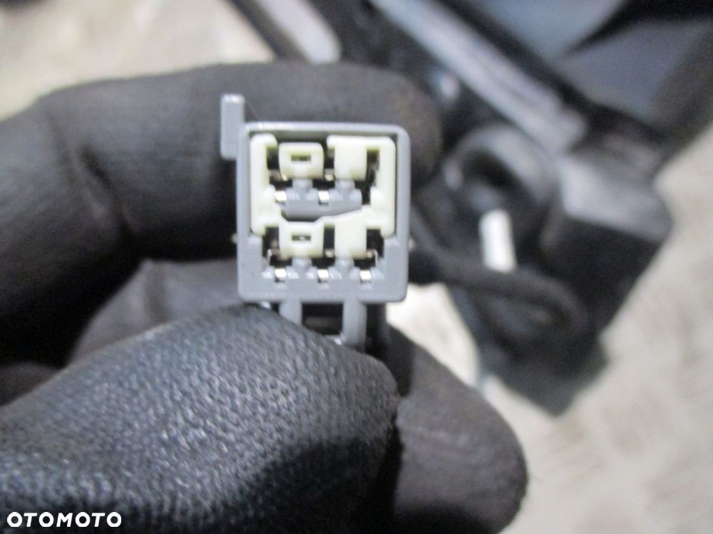 FORD C-MAX II MK2 LUSTERKO PRAWE EUROPA U3 - 4