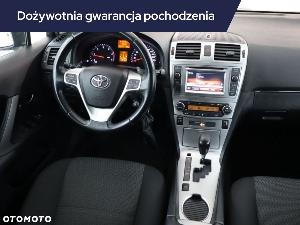 Toyota Avensis - 9