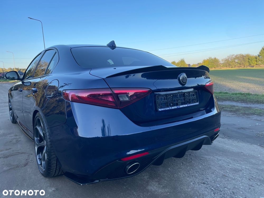 Alfa Romeo Giulia 2.2 Diesel AT8 Super - 24
