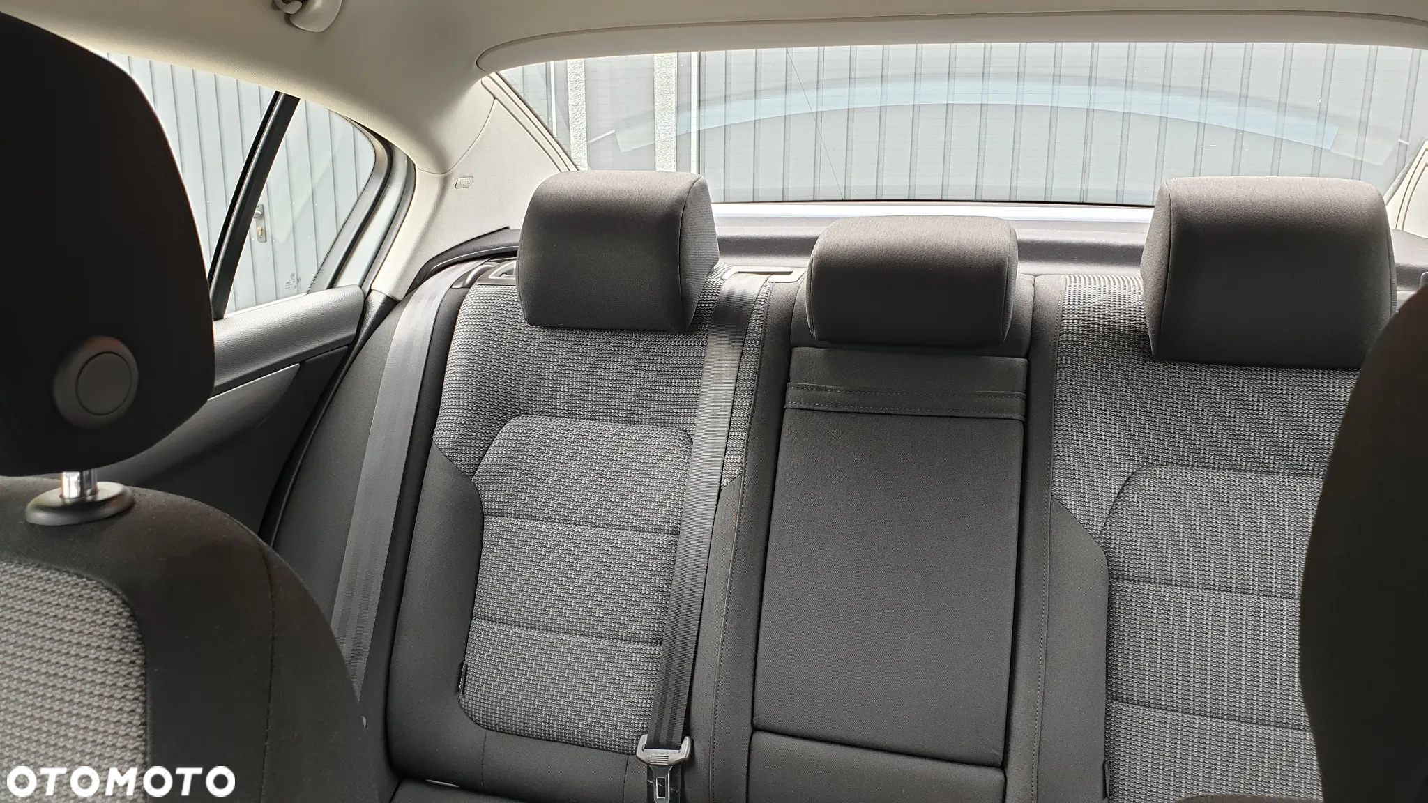 Volkswagen Passat 1.4 TSI BMT Comfortline - 15