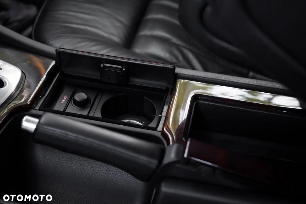 Audi A8 - 26