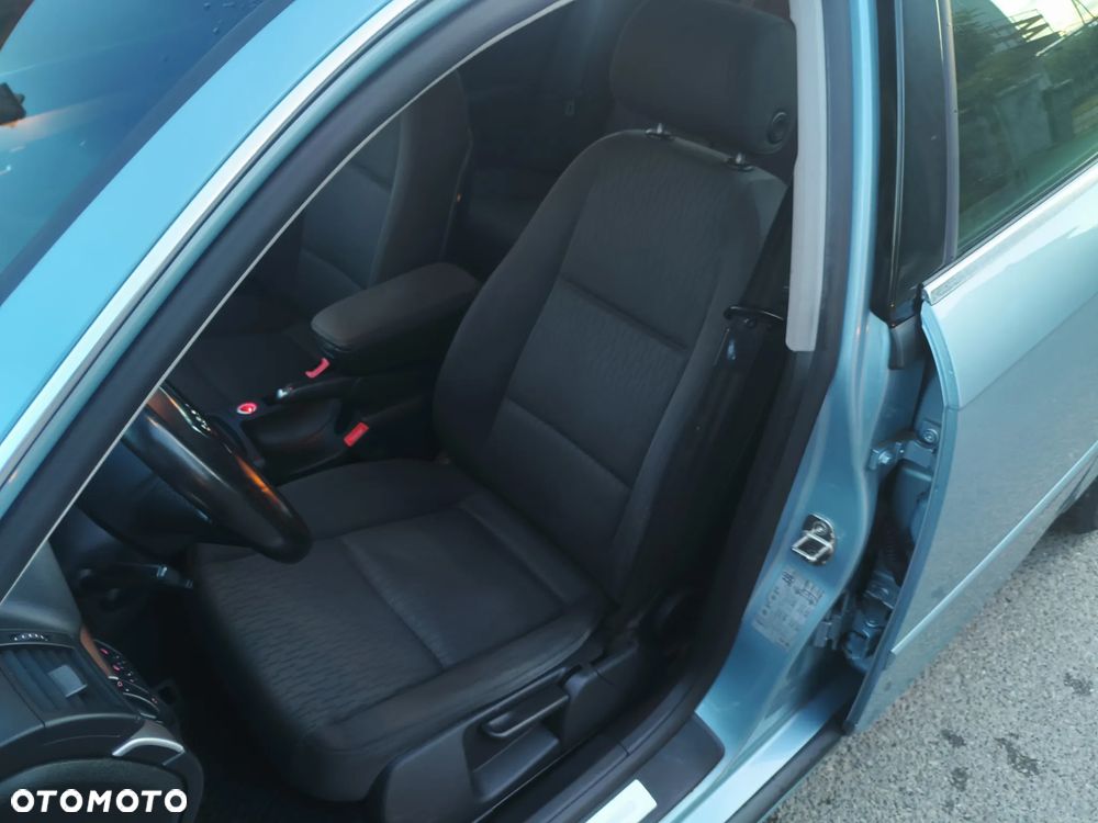 Audi A4 Avant - 7