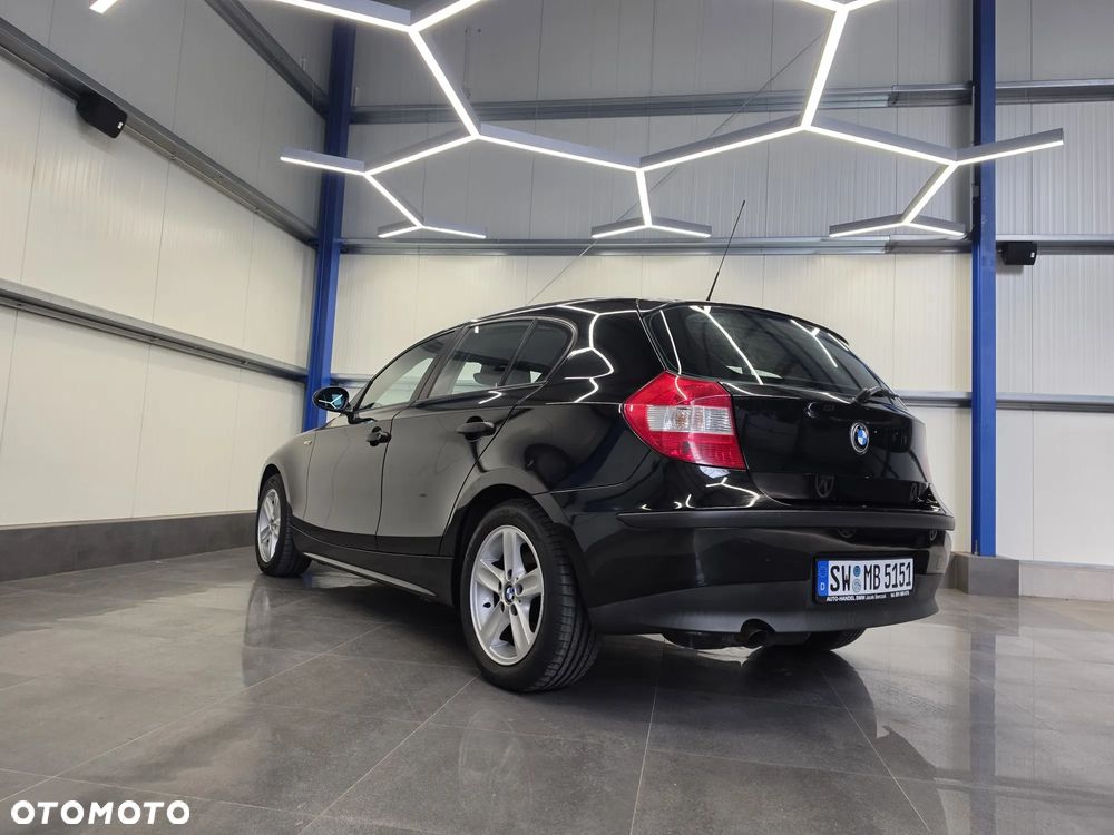 BMW Seria 1 116i - 15