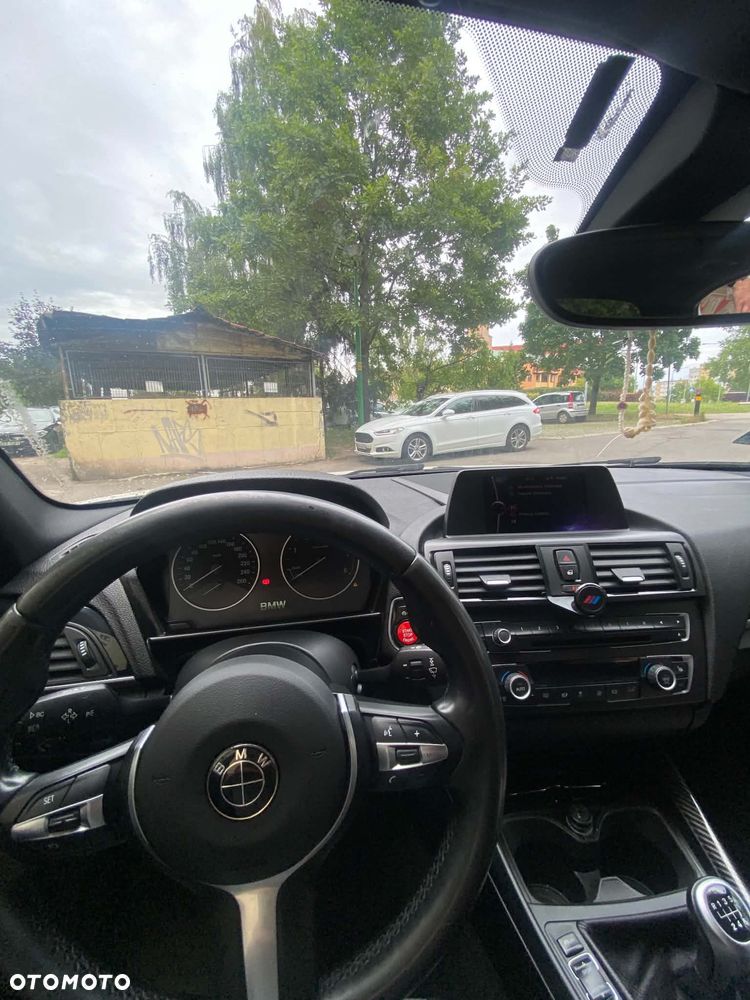 BMW Seria 1 116d Urban Line - 38