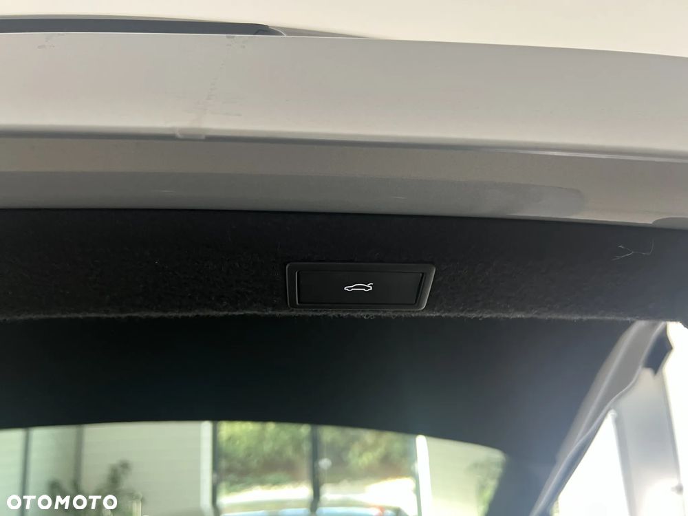 Skoda Superb 2.0 TDI SCR 4x4 Edition 130 DSG - 33