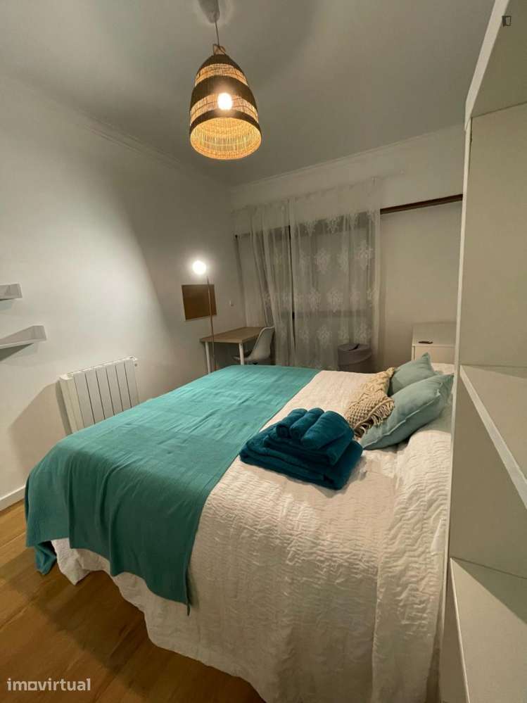 Quarto - localizado em Lisbon - Grande imagem: 4/10