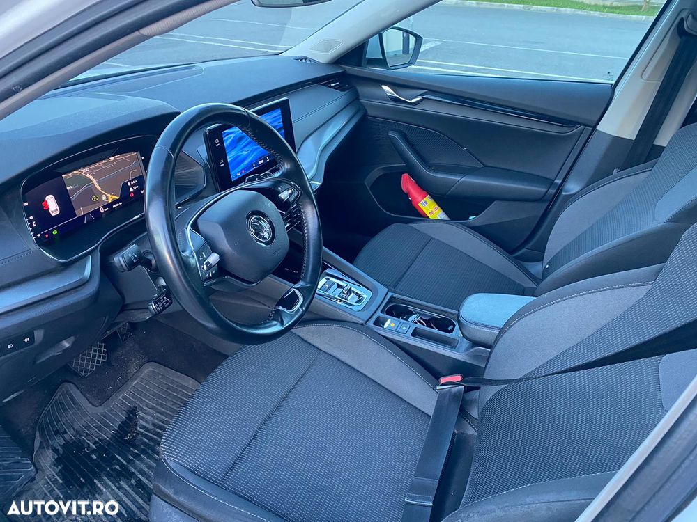 Skoda Octavia 2.0 TDI DSG Tour - 10