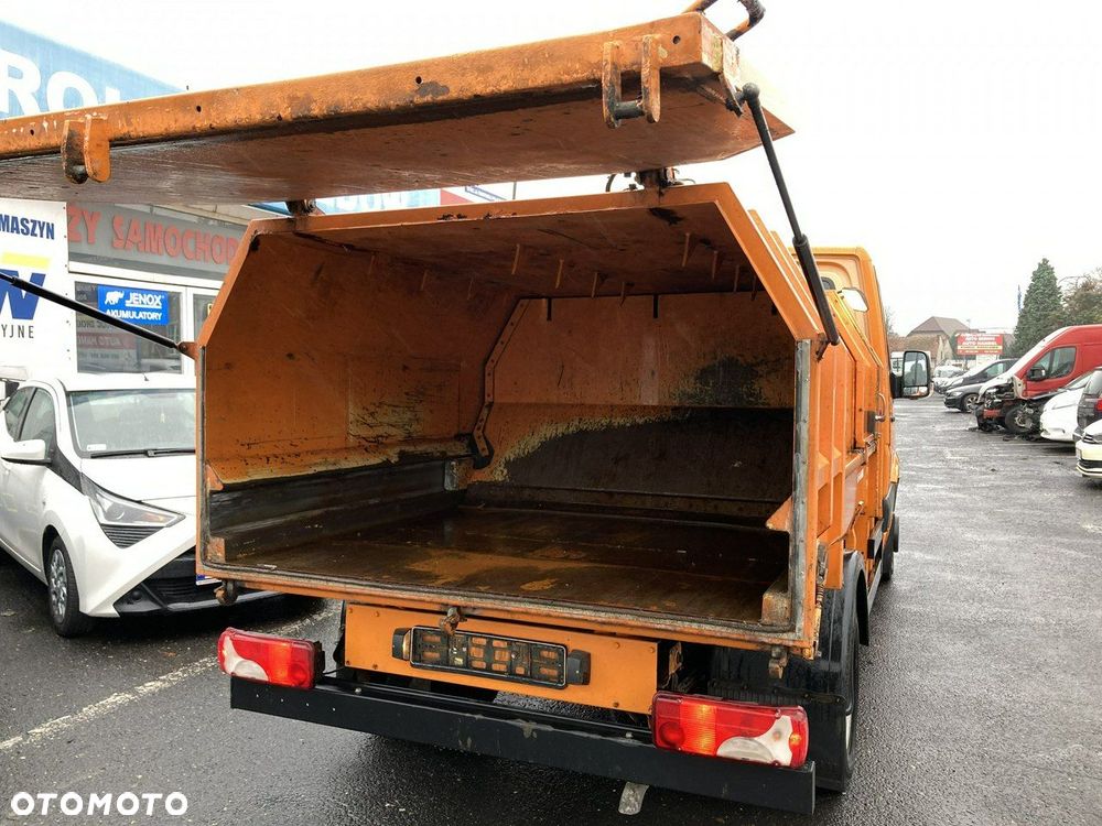 Mercedes-Benz Sprinter - 22