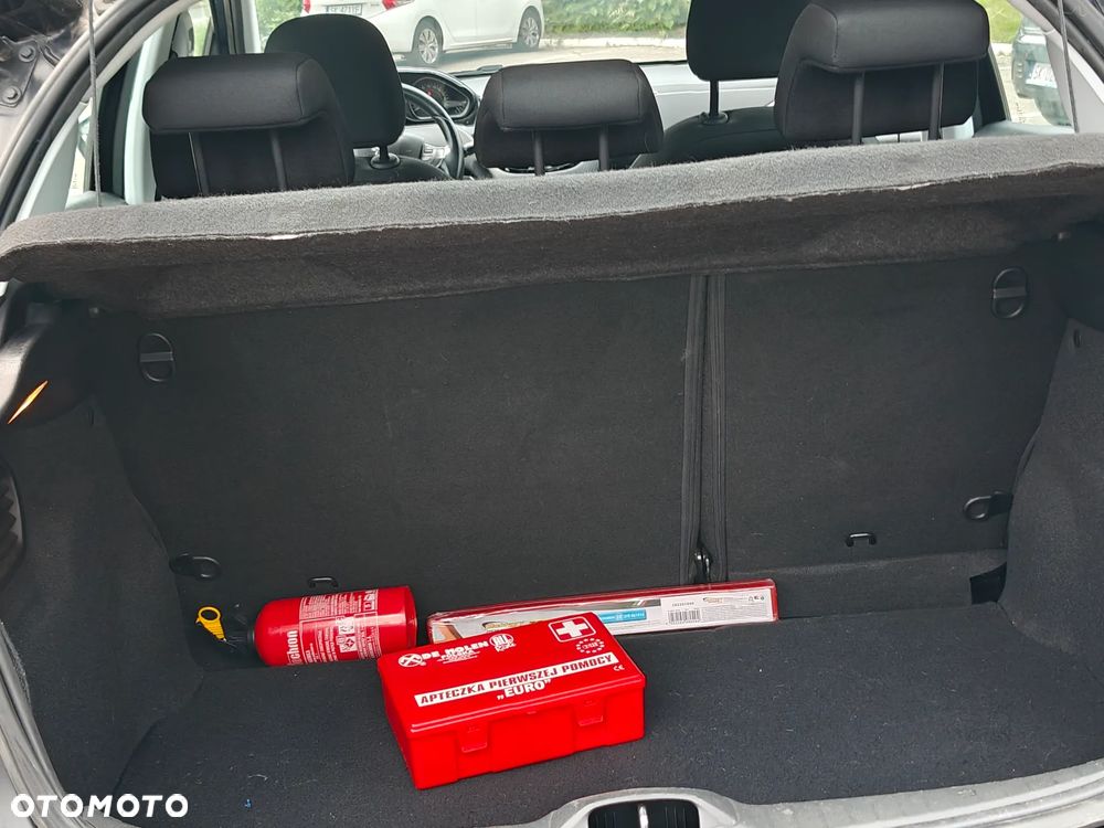 Peugeot 208 1.2 PureTech Style - 16