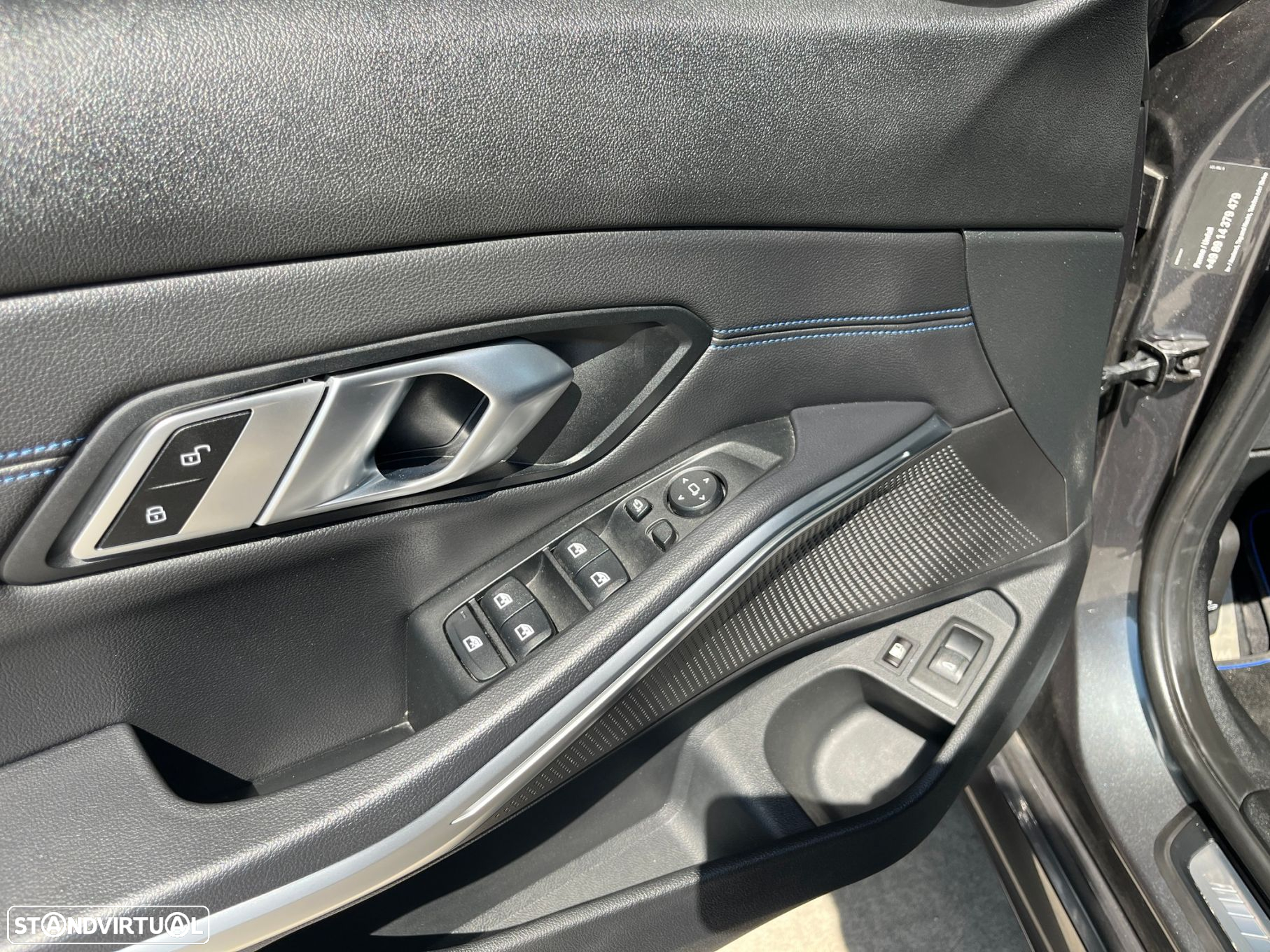 BMW 330 e Touring Pack M Auto - 22