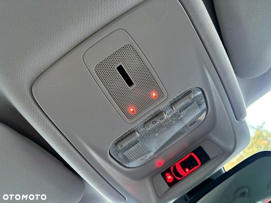 Citroën C5 2.0 HDi Exclusive - 36