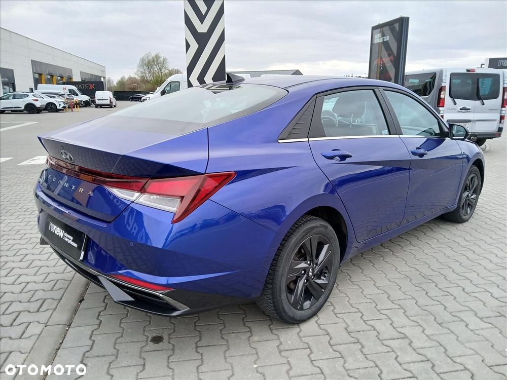 Hyundai Elantra 1.6 Smart - 3