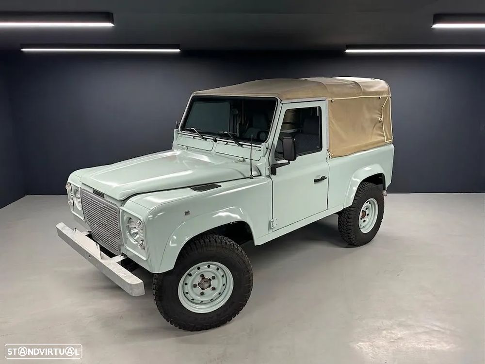 Land Rover Defender 90 2.5 Td5 Soft Top - 11