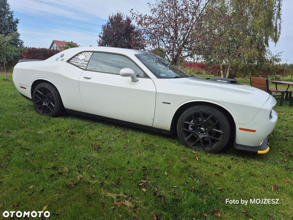 Dodge Challenger - 3