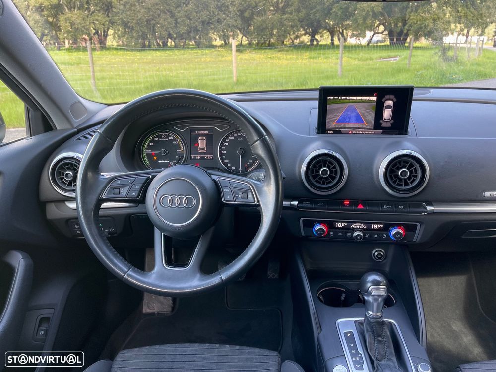 Audi A3 Sportback e-tron 1.4 TFSI Sport S tronic - 17