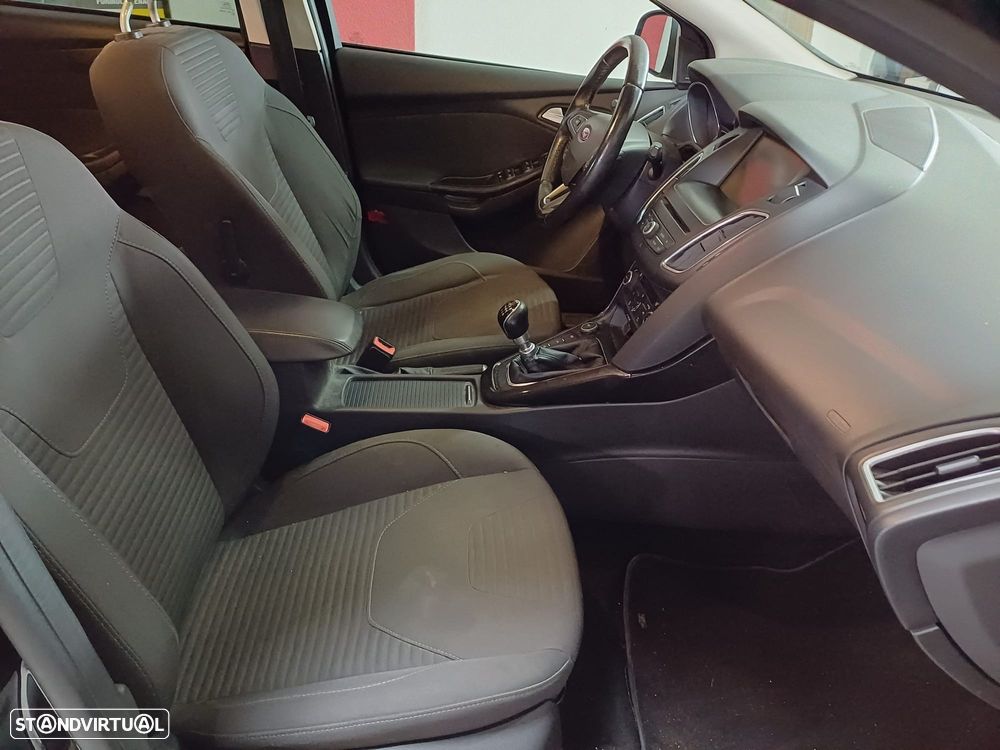 SEAT Ibiza 1.6 TDI FR - 11