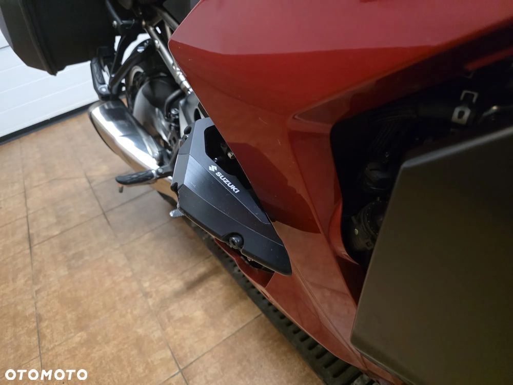 Suzuki GSX 1000 - 20