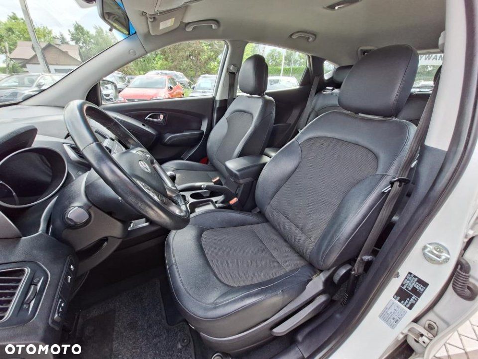 Hyundai ix35 - 11