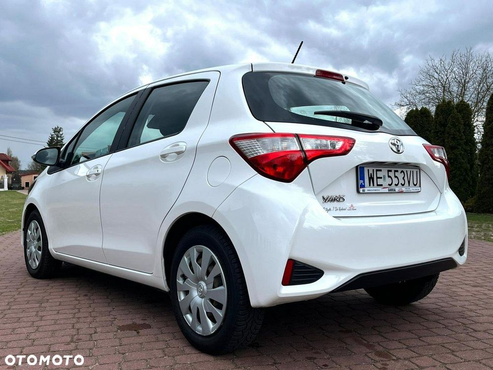 Toyota Yaris 1.5 Active - 17