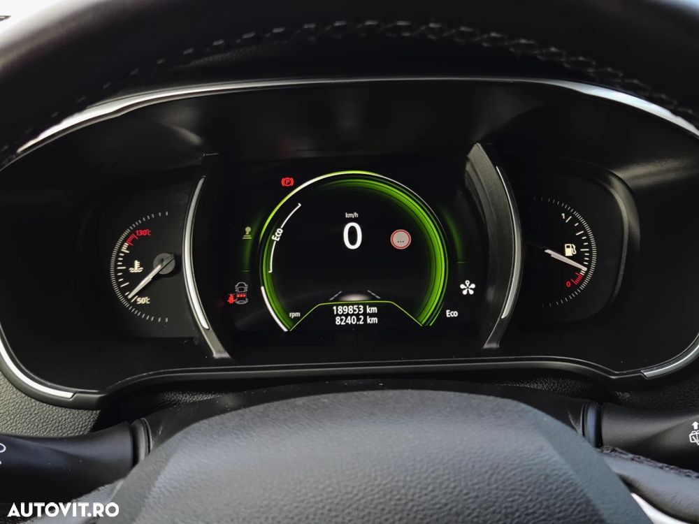 Renault Megane TCe 140 GPF INTENS - 15