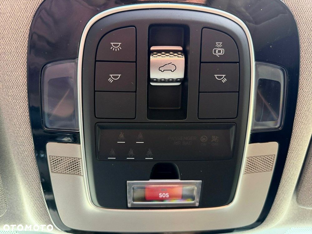 Hyundai Santa Fe - 24