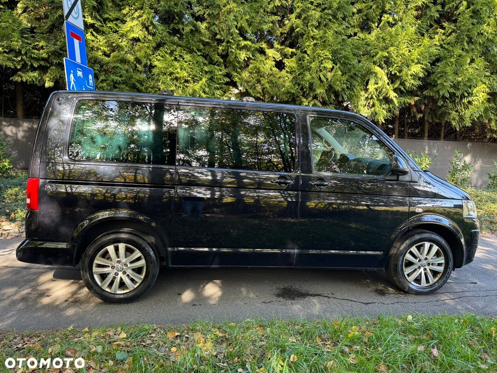 Volkswagen Multivan - 9