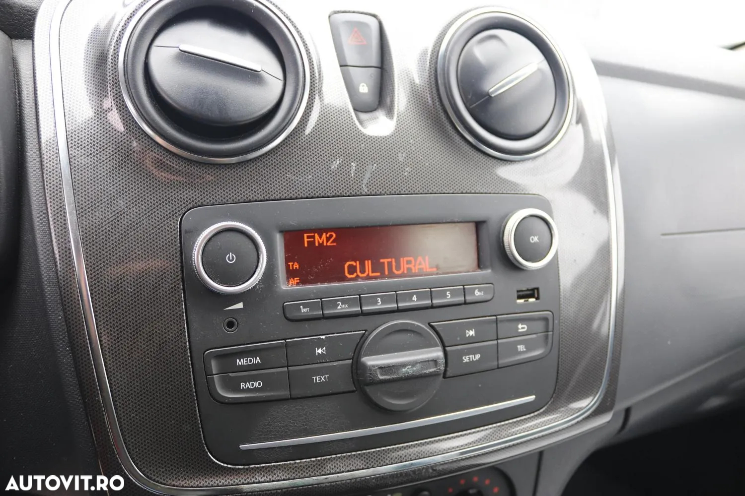 Dacia Sandero ECO-G 100 MT5 Comfort - 18