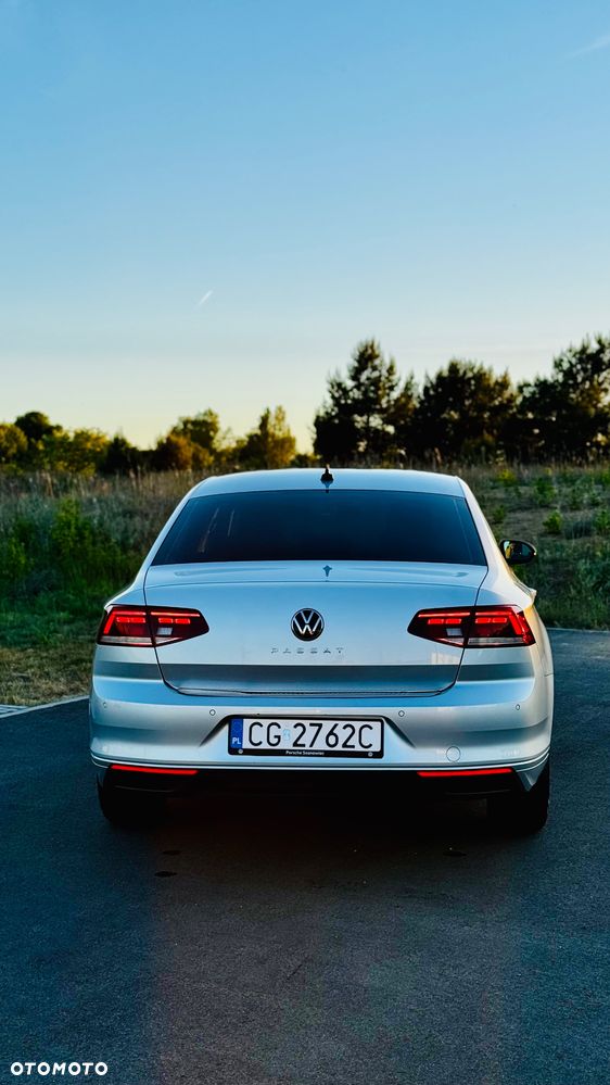 Volkswagen Passat 1.5 TSI EVO Essence - 14