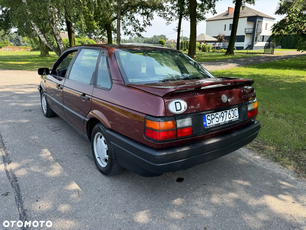 Volkswagen Passat 2.0 GL - 8