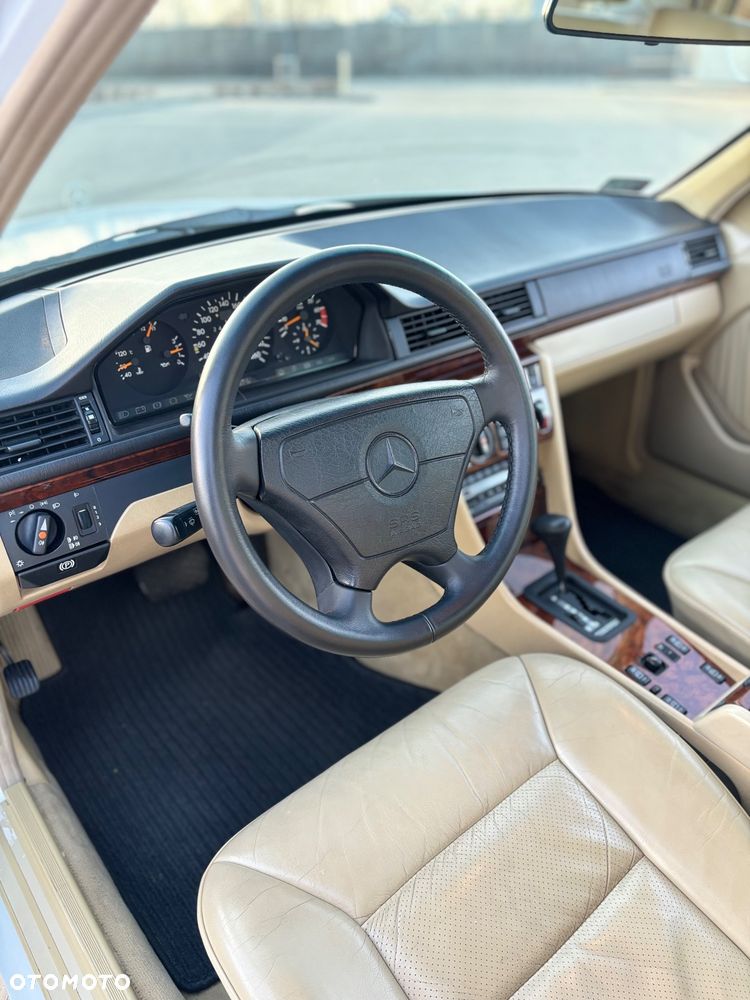 Mercedes-Benz W124 (1984-1993) - 9