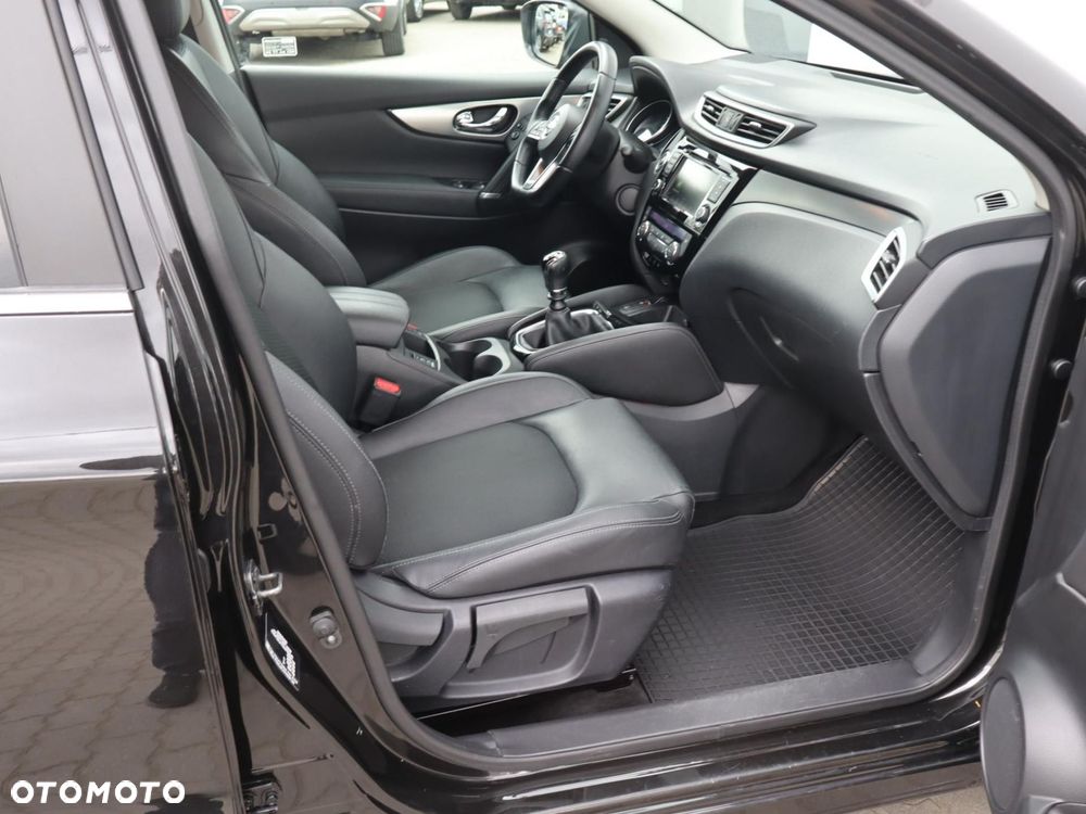 Nissan Qashqai 1.7 dCi Tekna - 6