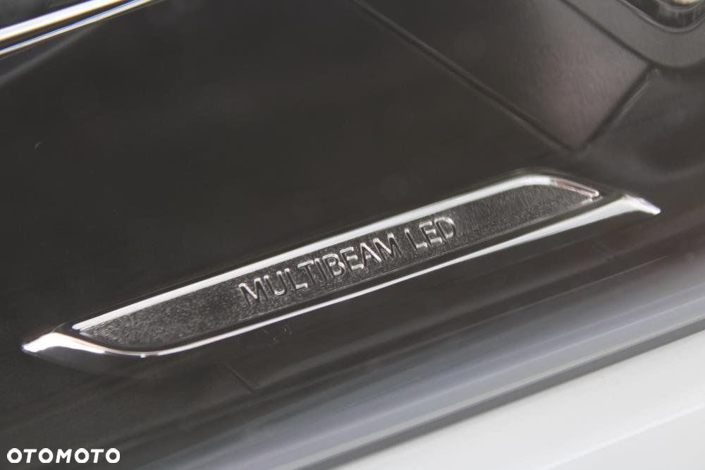 Mercedes-Benz CLA - 9