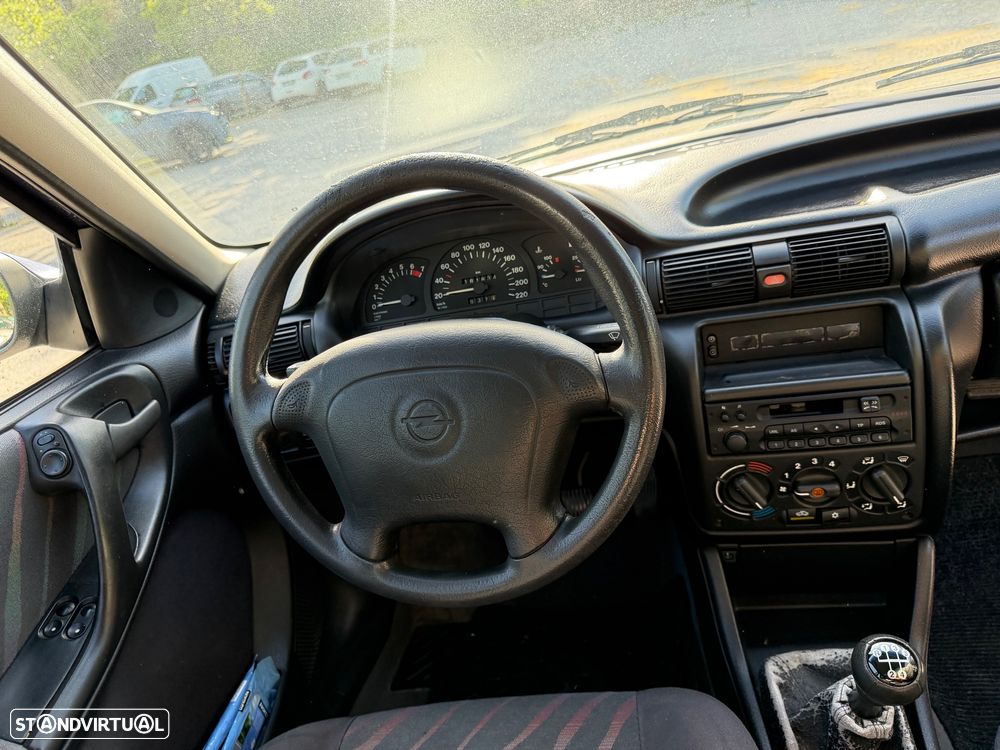 Opel Astra Caravan 1.4i 16V Fresh - 12