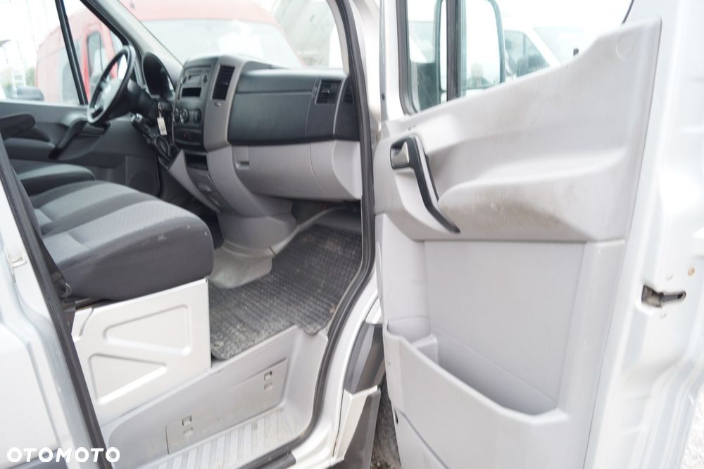 Volkswagen CRAFTER - 17